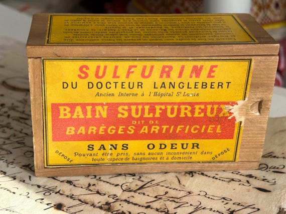 French, Wooden Pharmacy Box for Sulfurine du Docteur Langlebert, Circa 1930s