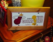 FREE SHIPPING Rare Miami Heat NBA 2013 License Plate Sign Framed cedar 6x12 metal display