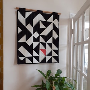 Modern geometric art quilt, geometric wall hanging, mid century design, modern home decor, minimalistic wall quilt, modern style wallhanging