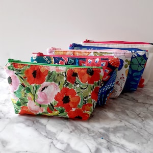 Handmade small make up bag, , small pretty pouches, coin purses, zipper purse, purse,  lined and interlined purses, cute little pouches