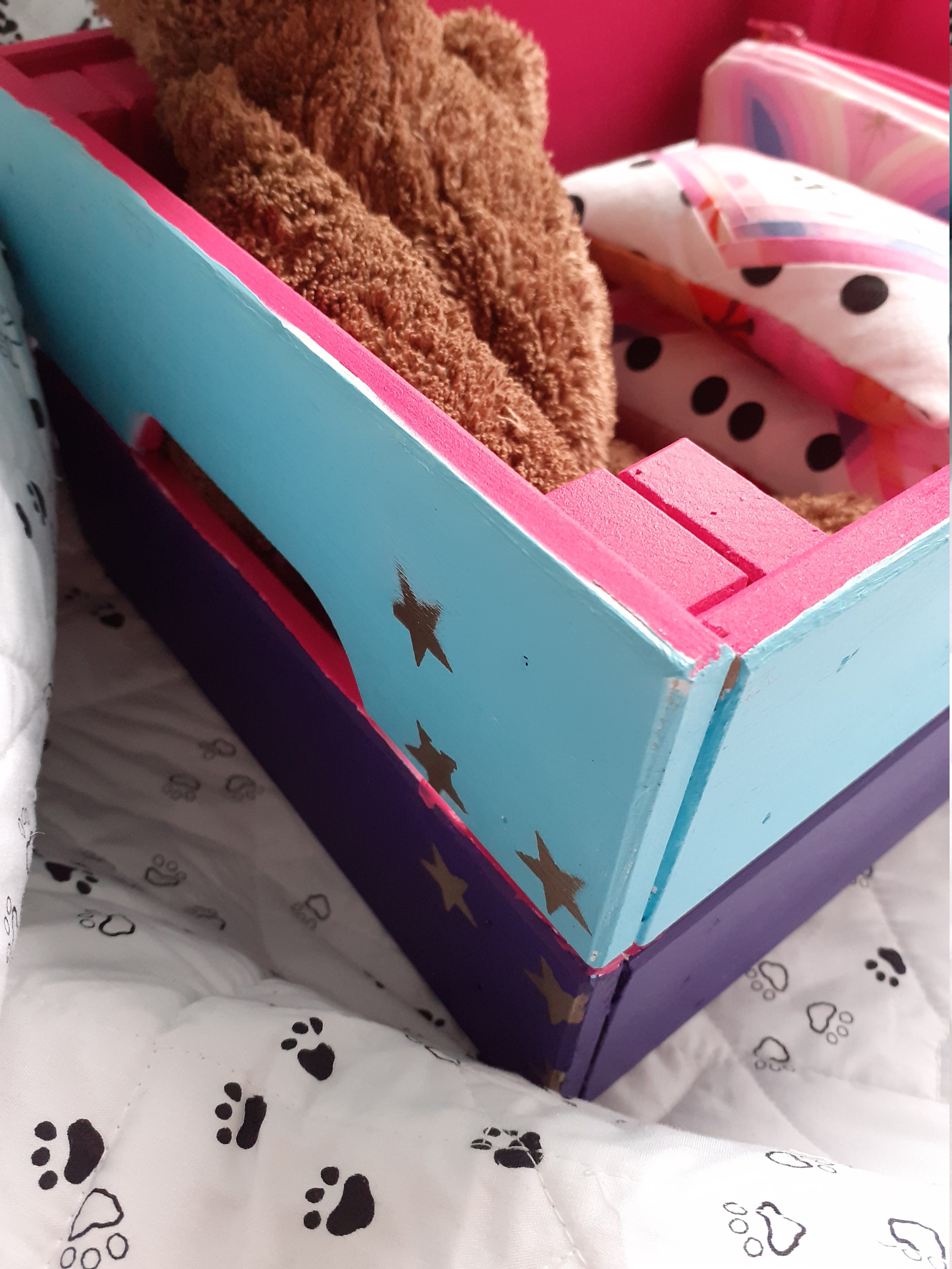 Divertida caja de almacenamiento pintado / caja diseño de | Etsy