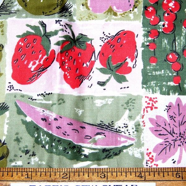 Waverly Glosheen Cotton FRUIT BOXES 1940's 36" W x 36" L Decorating Fabric InvAm