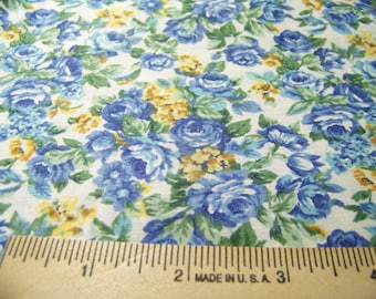 1970's Cotton Fabric ROSE FLORAL 46" W By 44" L Quilting Shirting Fabric InvC