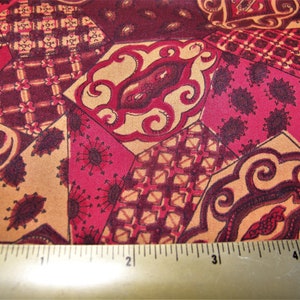 1930s Vintage Cotton Fabric: Crazy Patchwork Quilt Material (36x35&quot;) InvF