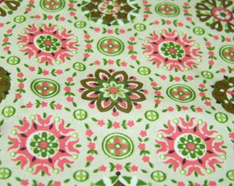 Vintage 1940s Waverly Cotton Fabric: Greenfield Geometric Print, 102" Long InvAm
