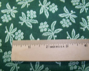 Vintage FLORAL LEAVES Cotton Fabric: Green On Green (44x52") Inv1A