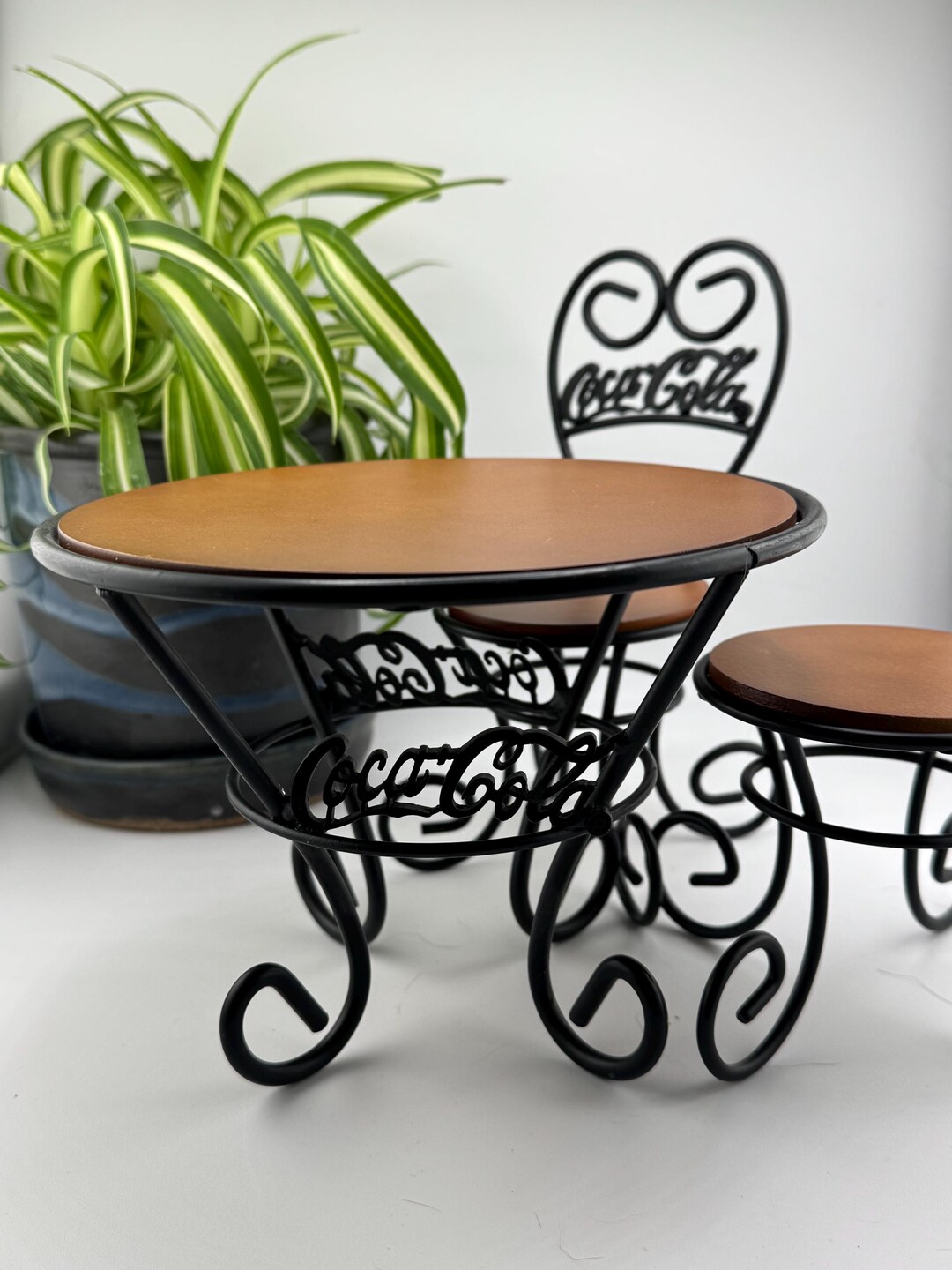 1999 Coca-cola Retro Soda Fountain/bistro/ice Cream Parlor Doll