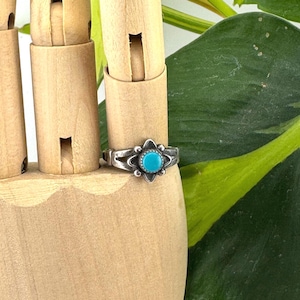 Size 6 Sterling Silver Ring with Small Turquoise Set on Bezel / Stamped Sterling with Artist Sign and Symbol