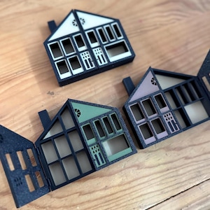 Curio Tablett 1:12 Puppenhaus / Puppenhaus / Puppenhaus / Miniatur / Holztablett / Holztablett mit aufklappbaren Flügeltüren / Puppenhaus Sammlerstück