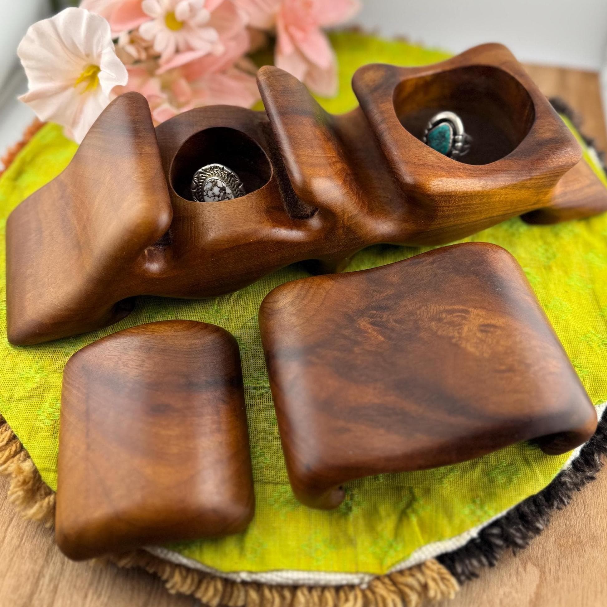 米国製【Fred & Marilyn Buss】パズル アートオブジェ 小物入れ Vintage Buss Wooden Puzzle Box: Bubinga & Koa Artisan