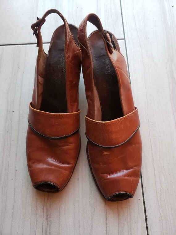 1940s brown leather slingback sandals