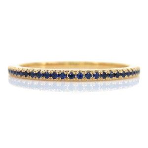 18 kt geelgouden blauwe saffieren Eternity-band – echte geaarde robijnen, stapelbare ring/1,2 mm saffier Eternity/ stapelbanden/sierlijk