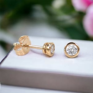 14K Yellow Gold Round-Cut Solitaire Diamond Stud Earrings - 0.22 ctw