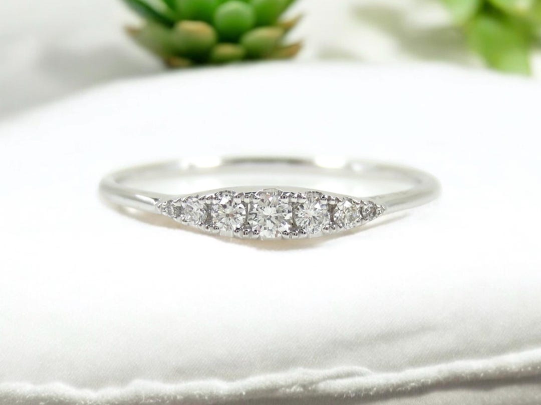 polygon ring | gokstone Images High Quality Grahic 18K Gold Seven-stone Diamond Ring: Graduated Stacking Band - Etsy