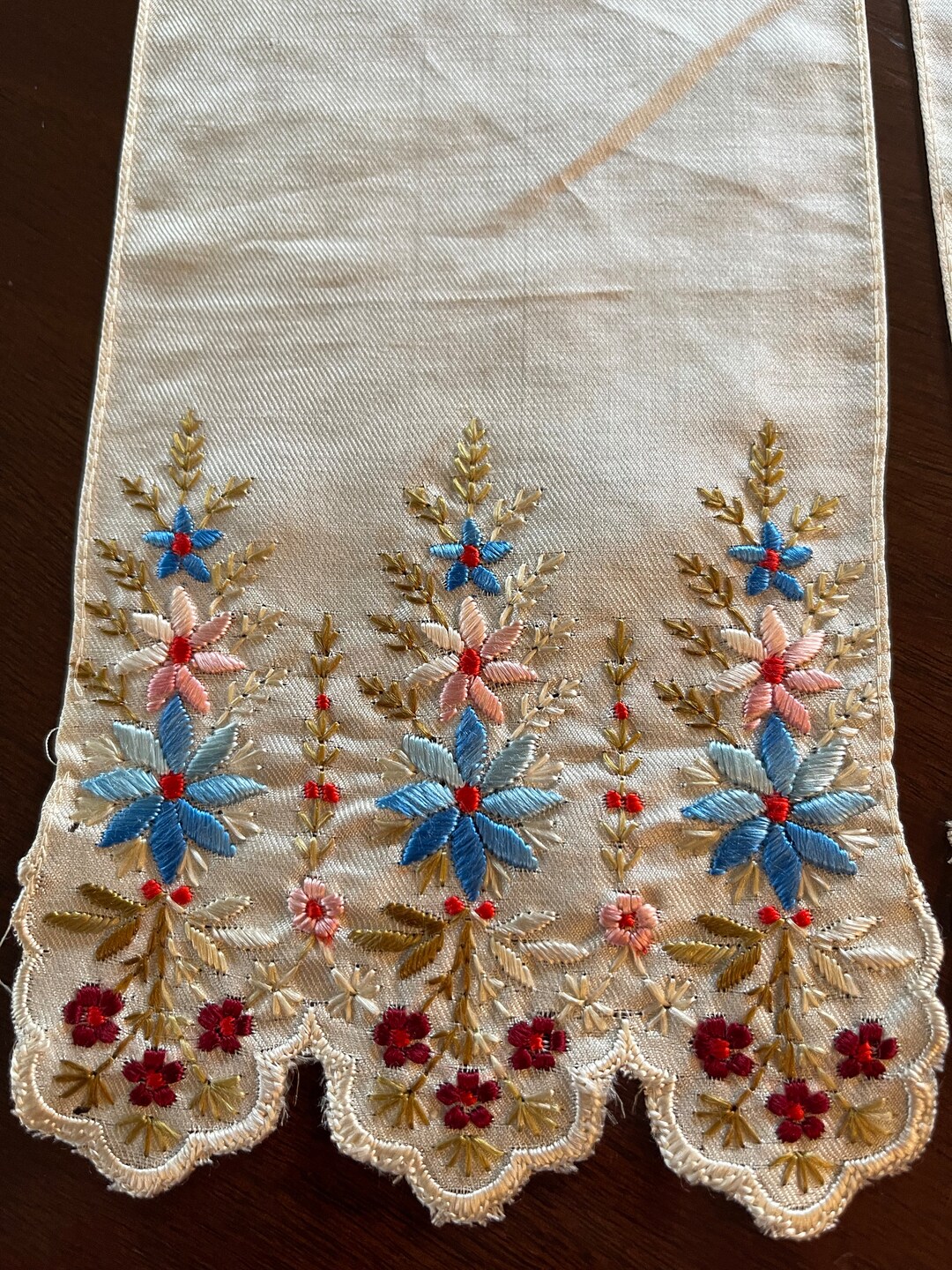 Verve Pleats Stole main image 1