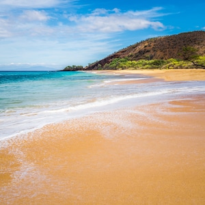 Maui Beach Print: Makena Beach Poster, Maui Big Beach Photo, Hawaii Beach Canvas, Maui Hawaii Gifts, Hawaiian Beach Decor, Maui Photography