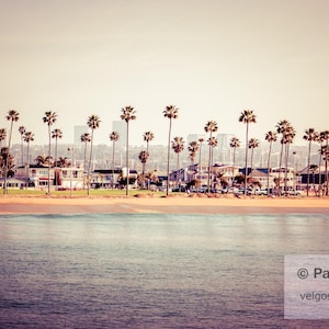 Newport Beach Skyline Wall Art: Southern California Coast Art, Newport Beach Print, Orange County Poster, Newport Beach Canvas, Retro Decor Bild 1