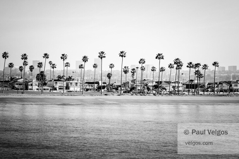 Newport Beach Skyline Wall Art: Southern California Coast Art, Newport Beach Print, Orange County Poster, Newport Beach Canvas, Retro Decor Bild 3