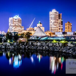 Milwaukee Skyline Print: Milwaukee Cityscape Gifts, Wisconsin Poster, Milwaukee Skyline Canvas, Wisconsin Wall Art, Milwaukee City Photo image 1