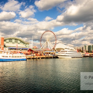 Chicago Navy Pier Print: Chicago Landmark Art, Navy Pier Chicago Wall Art, Illinois Photography, Canvas Home Decor, Navy Pier Artwork Poster