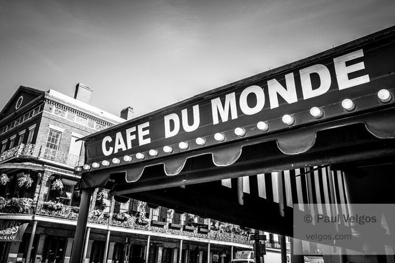 New Orleans Print: Cafe Du Monde Art, New Orleans Canvas, Louisiana Poster, French Quarter Decor, New Orleans Gifts, Louisiana Wall Art image 4