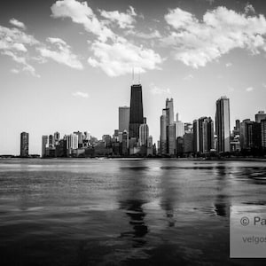 Chicago Skyline Print: Chicago Skyline Canvas Wall Art, Chicago Skyline Wall Decor, Downtown Chicago Art, Cityscape Poster, City Photography image 3