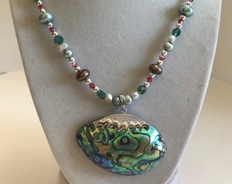 Freshwater Pearl and Swarovski Necklace