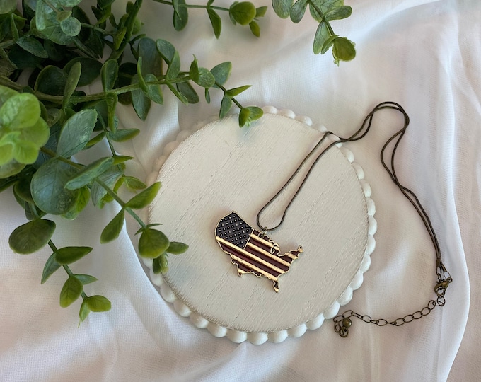 Featured listing image: USA Necklace