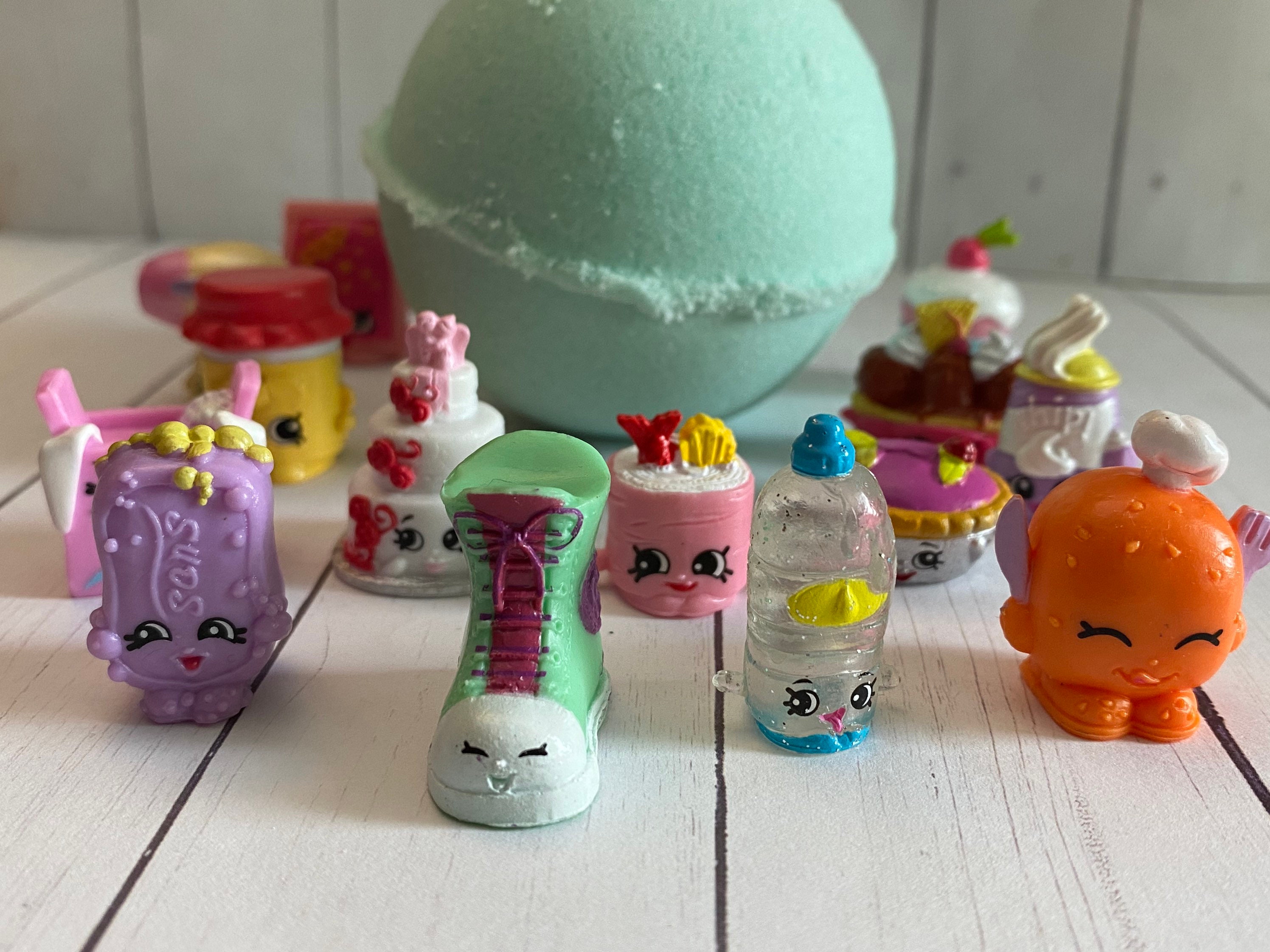 6 Bath Bombs with Shopkin Toys – RELAXCATION