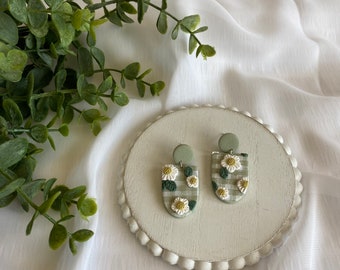 Daisy Earrings