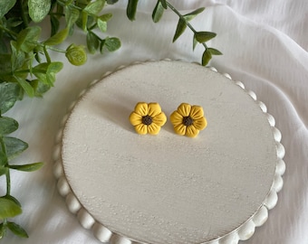 Sunflower Studs