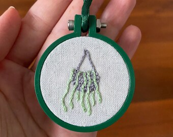 Hanging Plant Embroidery Hoop Ornament - Plant Embroidery Artwork, Handmade Wall Hanging