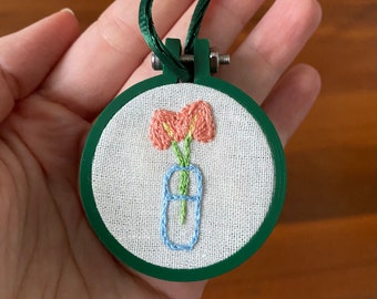 Anthurium Embroidery Hoop Ornament - Plant Embroidery Artwork, Handmade Wall Hanging