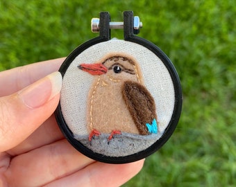 Brown Hooded Kingfisher - Embroidery Hoop Ornament, Felt Embroidered Bird Art