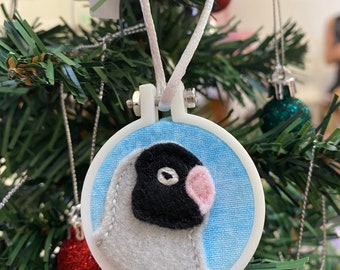 Little Lovebird - Embroidery Hoop Ornament, Felt Embroidered Bird Art