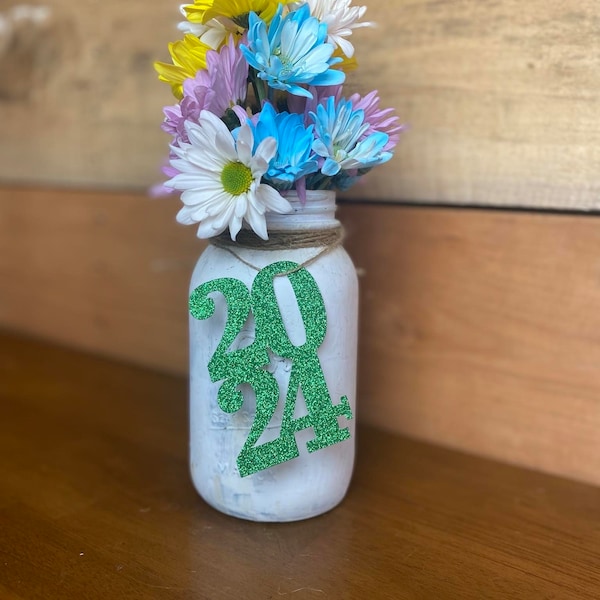 2024 Green Glitter Graduation Centerpiece Tags, Mason Jar year  Decorations