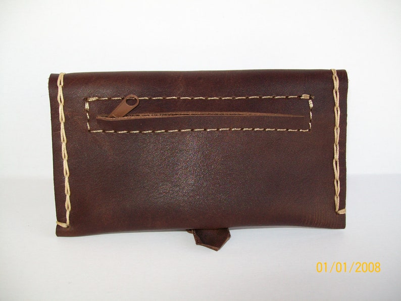 Handmade tobacco pouch with Greek quality leather in dark brown.