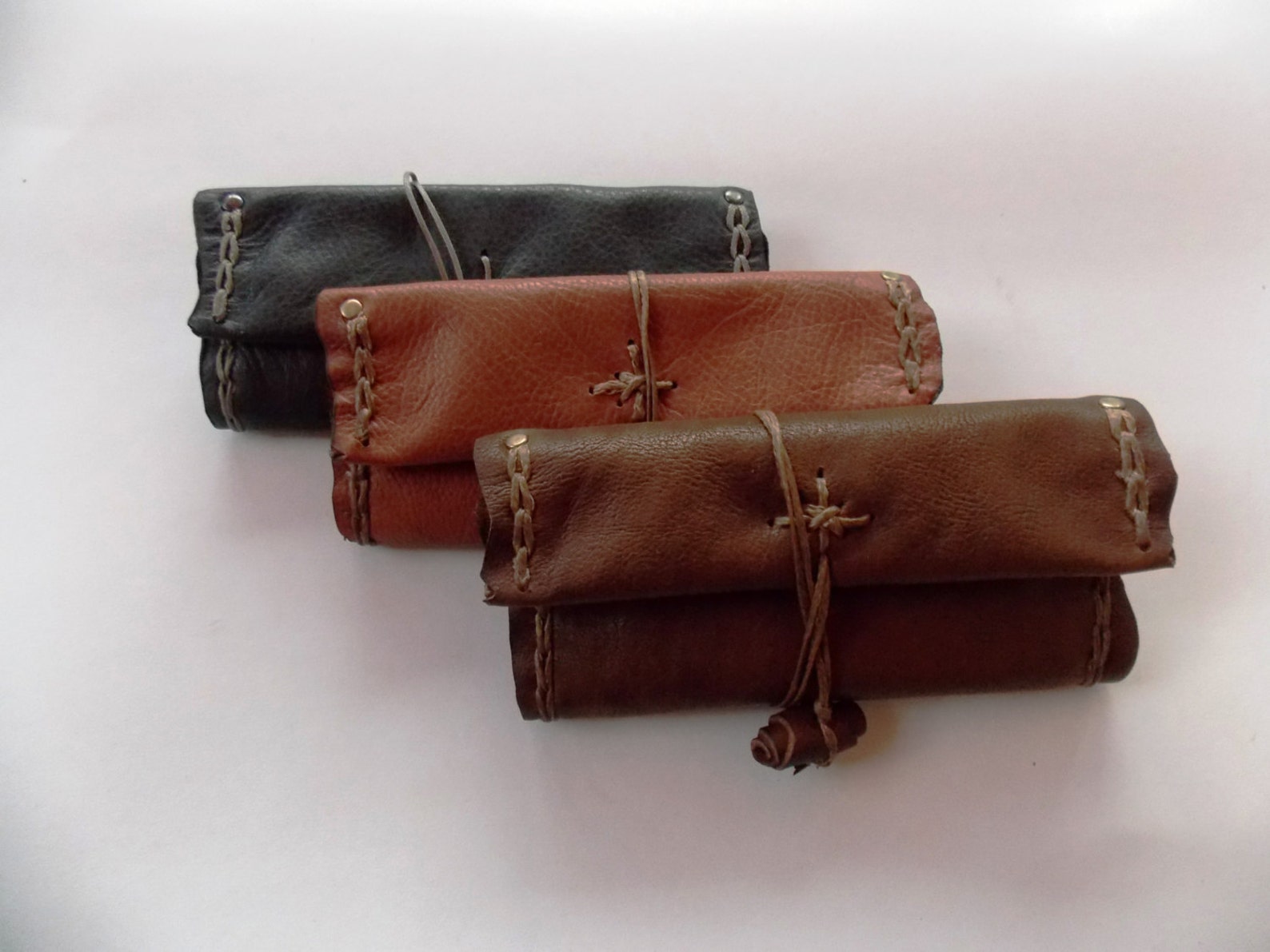 Handmade exclusive leather tobacco pouch in 3 colors Etsy