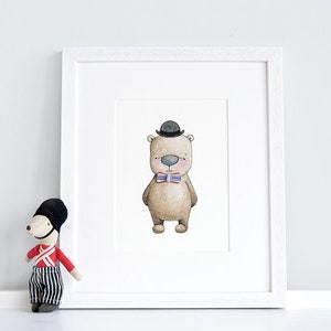 London Gent Bear, UNFRAMED Print, The Queen&#39;s Guard, Kid&#39;s British Art, London Theme Nursery, Children&#39;s Bedroom, Iconic Illustration