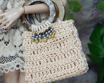 Boho crochet doll bag | 1/6 scale beige cotton tote with coconut handles & beads | Fit for MTM, FR2, Poppy Parker | Doll accessory