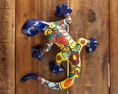 Talavera Ceramic Pottery Garden Sculpture Wall Art Bright Gardening Decor Indoor Outdoor Animals Butterfly Dragonfly Blue Gecko