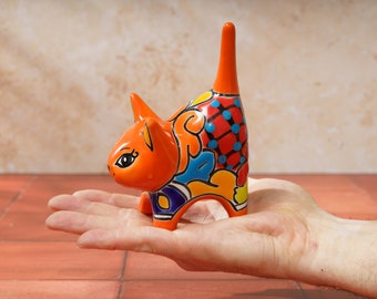 Ceramic Cat Ring Holder Talavera Mexican Pottery Kitten Statue Cat Figurine Gift for Cat Lovers Jewelry Organizer Ring Tray Jewelry Box