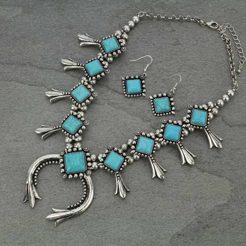 Handmade Navajo Inspired Southwestern Turquoise Color Beads Oxidized Squash Blossom Naja Necklace /& Earrings