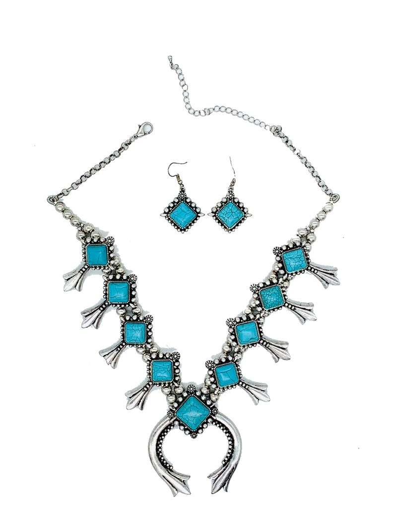 Handmade Navajo Inspired Southwestern Turquoise Color Beads Oxidized Squash Blossom Naja Necklace /& Earrings