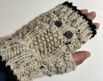 Knit Owl Gloves, Fingerless Mittens, Cream Fleck Women's Gloves, Owl Mittens, Fingerless Owl Gloves, Owl Hand Warmers, Texting Gloves