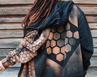 Veste sweat capuche unisexe, motifs géométrique nids d'abeilles, hexagones décolorés à la javel. Vêtements teuf, psytrance, festival, tribal