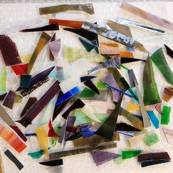 SCRAP Mix (B33-sm1) Scrap Glass ONE Pound For Mosaic Work / Art Glass Project