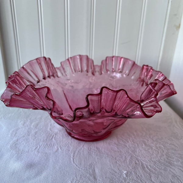 Vintage Fenton Diamond Optic Ruffled Bowl