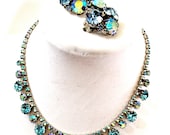 Vintage Weiss Blue Aurora Borealis Rhinestone Demi