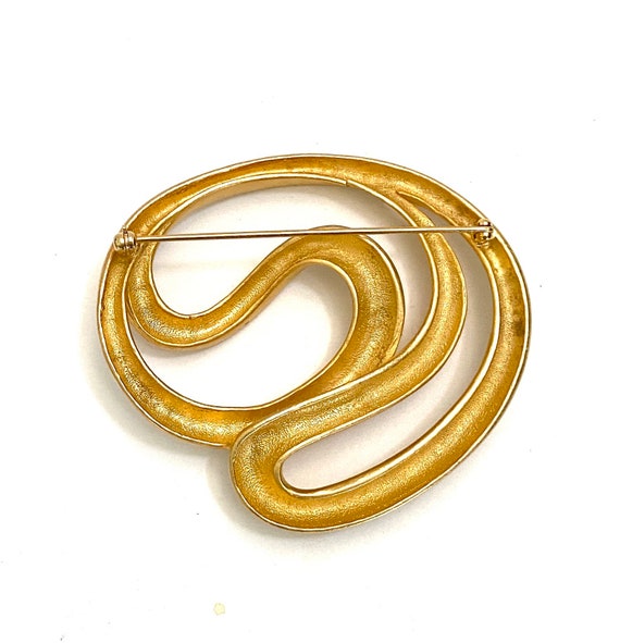 Large Matte Gold Freeform Brooch Abstract Gold To… - image 10